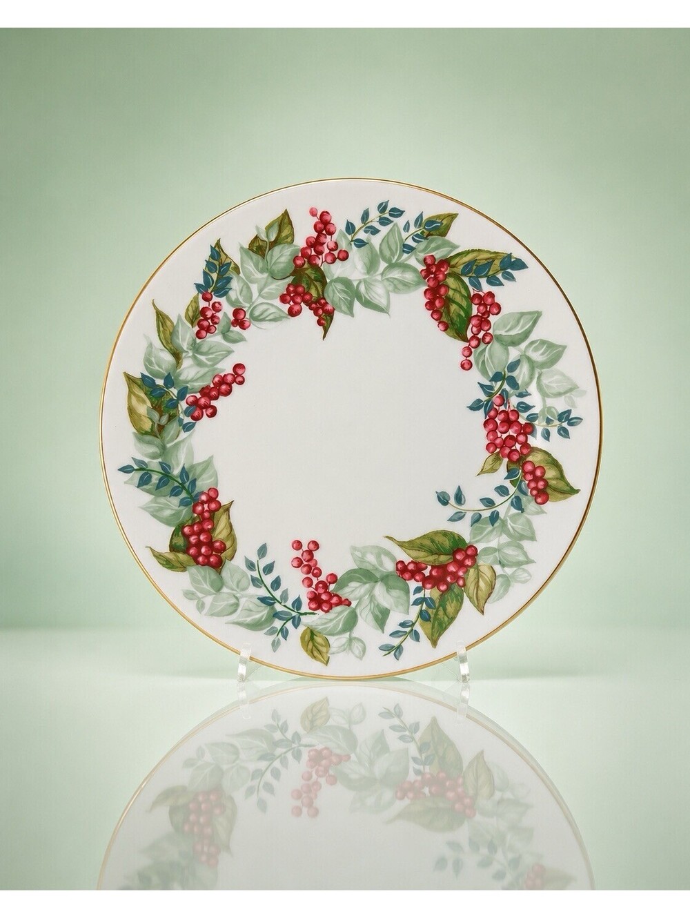 Restoration Hardware 2003 Festive Berry Replacement Salad Plate, 8.5” FREE SHIP